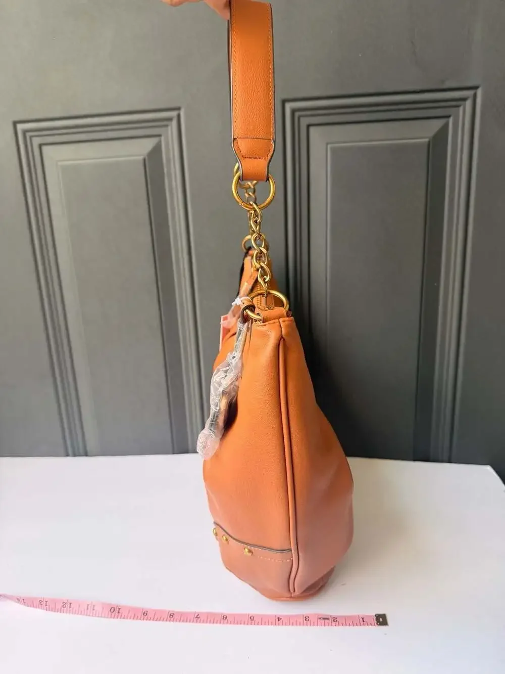 Juicy Couture In Her Juicy Era Hobo Bag in Cinnamon